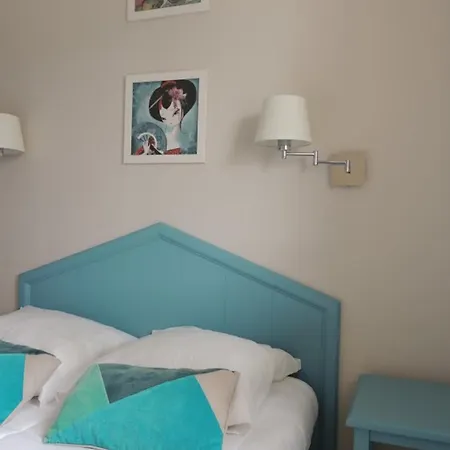 Cozy With Terrace In Juan 골페주앙